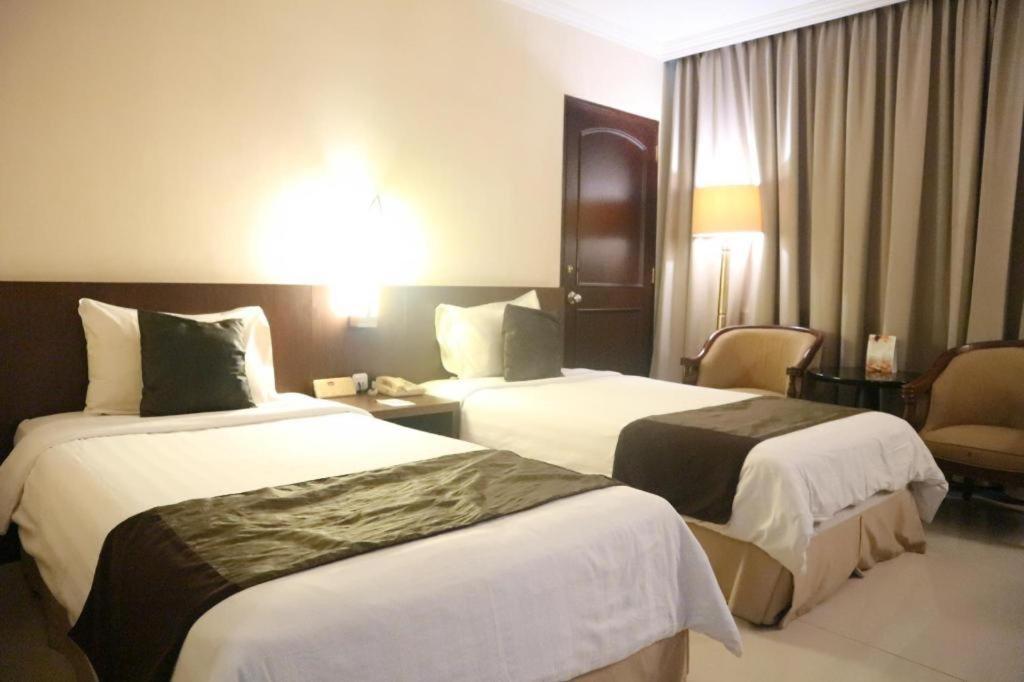 Kedaton Hotel Bandung Exterior foto