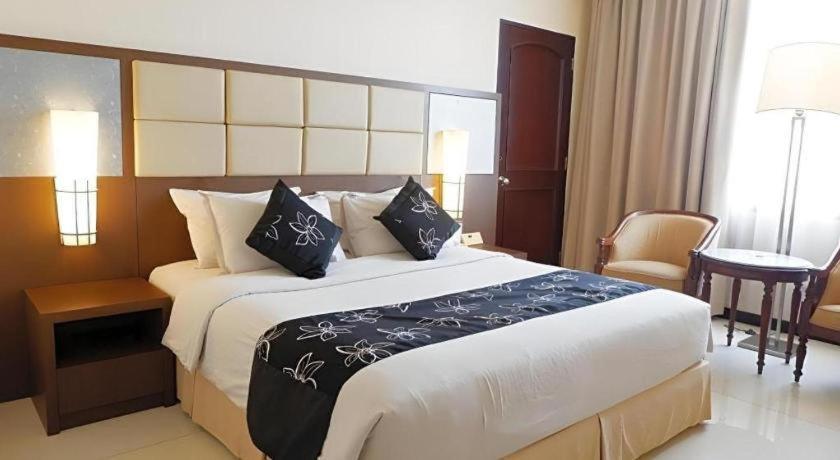 Kedaton Hotel Bandung Exterior foto